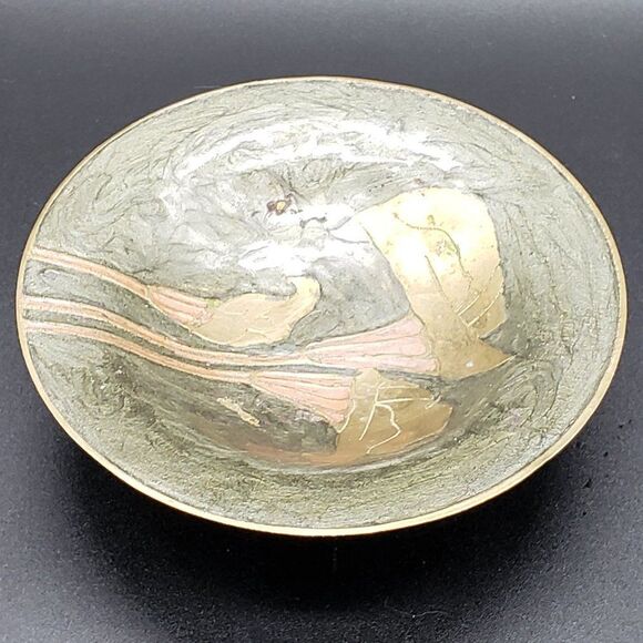 Rosenthal Netter Vintage 1970s Enameled Lily Flowers Brass 5.5" Pedestal Bowl - Picture 7 of 12